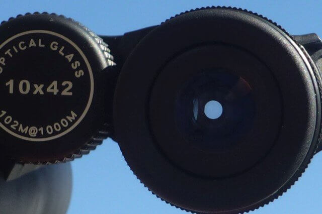 Gosky 10×42 binoculars with BaK4 prisms